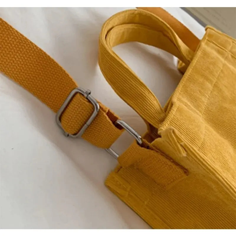 Fashionable Small Square Bag