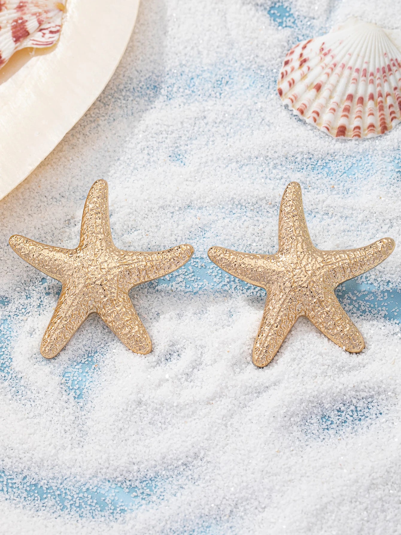 Sea Tie Wind Starfish Earrings